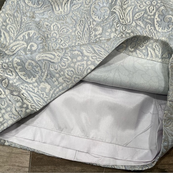 Rickie Freeman Teri Jon Suit Set- jacket & skirt brocade print silver gray sz 2 - Picture 3 of 15